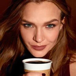 Maybelline SuperStay Matte Ink Lipstick Coffee Collection Limited Edition - 265 Caramel Collector - Nude Lippenstift - 5 Ml -Schoonheidsproducten Winkel 1200x1200 126